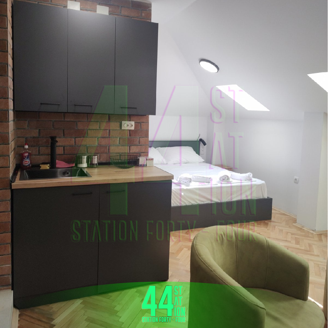 apartment 4